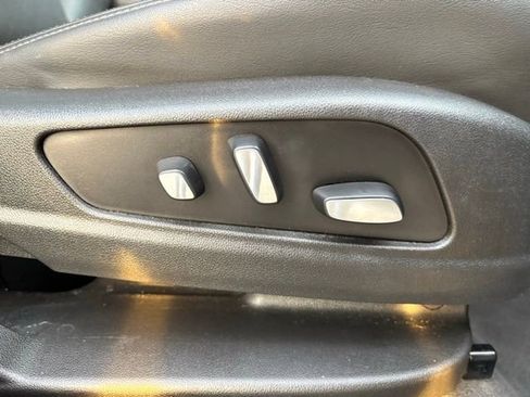 Used 2021 Cadillac XT6 Premium Luxury image 30