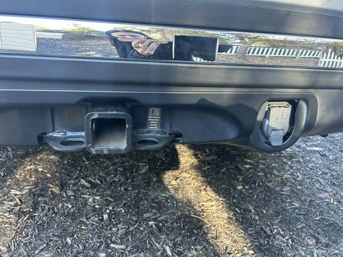 Used 2015 Nissan Pathfinder Platinum image 30