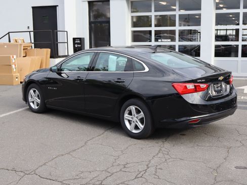 Used 2024 Chevrolet Malibu LS FWD image 8