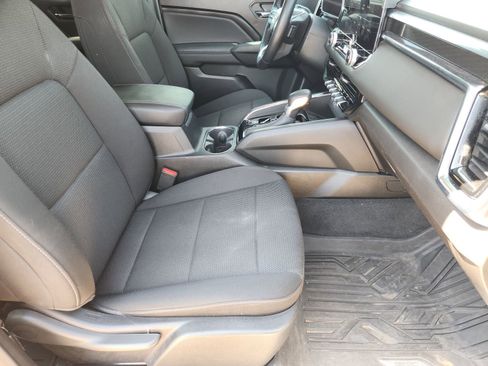 Used 2024 GMC Canyon Elevation w/ Convenience Package RWD image 17