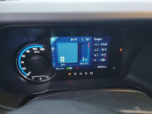 Used 2024 Ford Bronco Black Diamond image 2