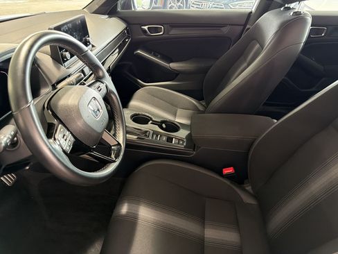 Used 2024 Honda Civic Sport image 4