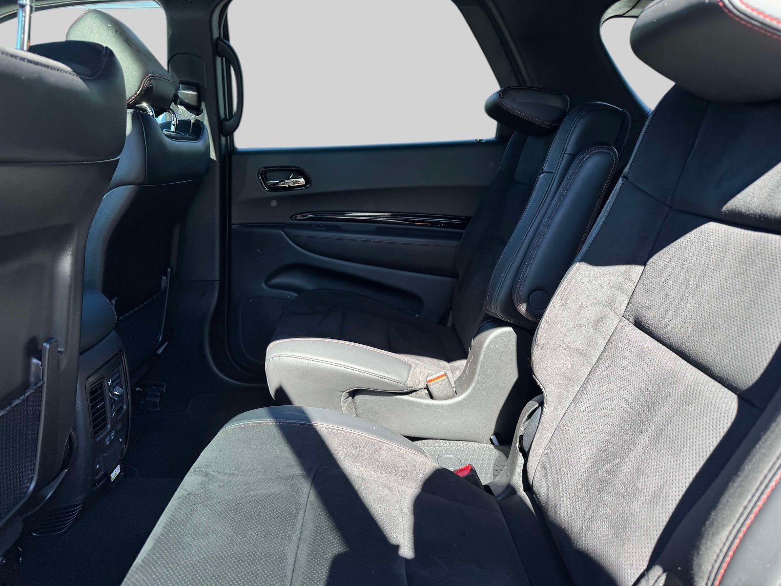 Used 2025 Dodge Durango GT AWD/4WD image 14
