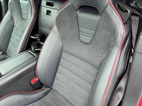Used 2019 FIAT 124 Spider Abarth w/ Convenience Group RWD image 6