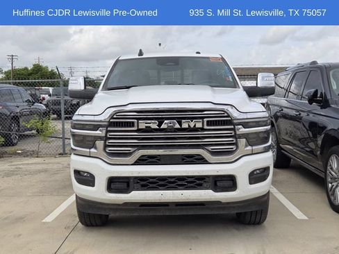 Used 2026 RAM 2500 Laramie AWD/4WD image 2