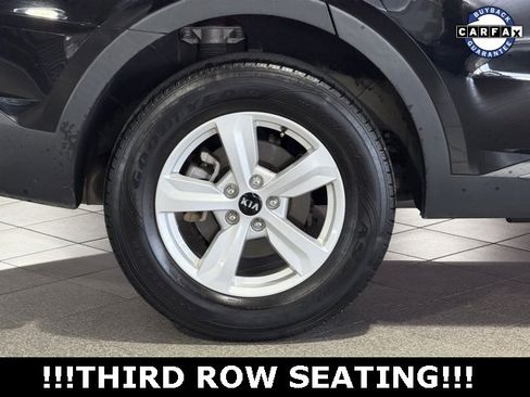 Used 2021 Kia Sorento LX image 10