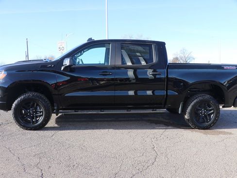 New 2026 Chevrolet Silverado 1500 Custom Trail Boss w/ LPO, Dark Essentials Package image 4