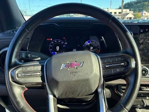 Used 2024 Chevrolet Colorado Z71 w/ Advanced Trailering Package AWD/4WD image 11