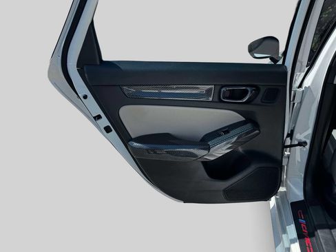 Used 2022 Honda Civic EX image 10