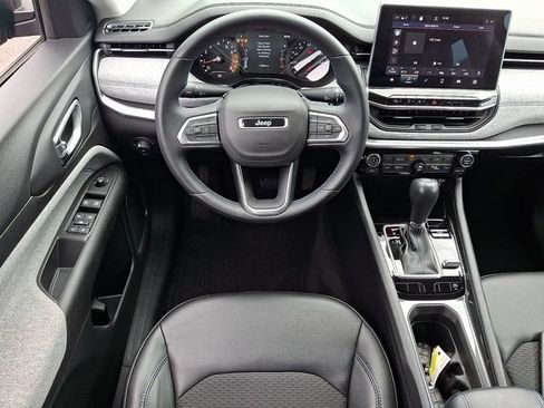 Used 2022 Jeep Compass Latitude w/ Convenience Group AWD/4WD image 12