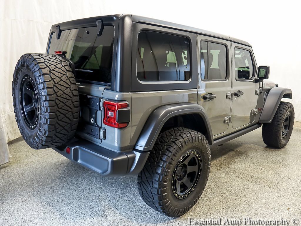 Used 2018 Jeep Wrangler Unlimited Rubicon AWD/4WD image 8