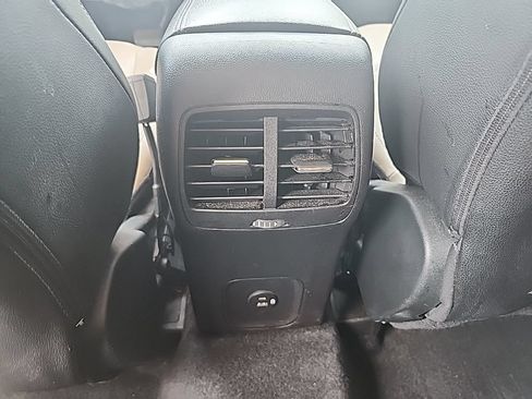 Used 2022 Ford Escape SEL w/ Technology Package FWD image 27