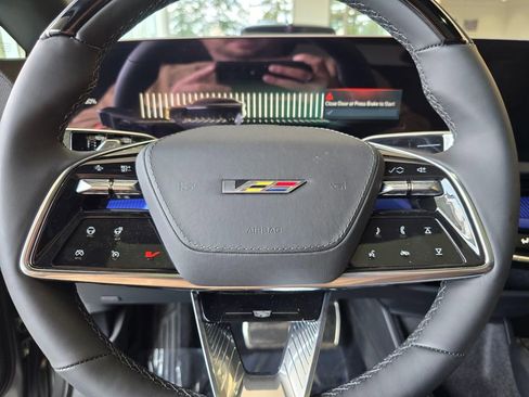 New 2026 Cadillac Optiq V w/ Magnus Launch Edition image 23