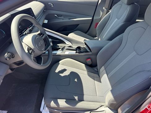 New 2026 Hyundai Elantra SE FWD image 10