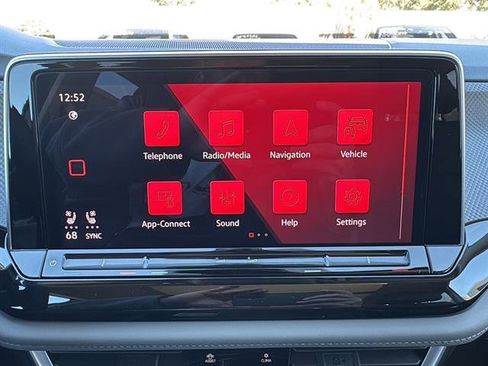 New 2026 Volkswagen Atlas Peak Edition image 22