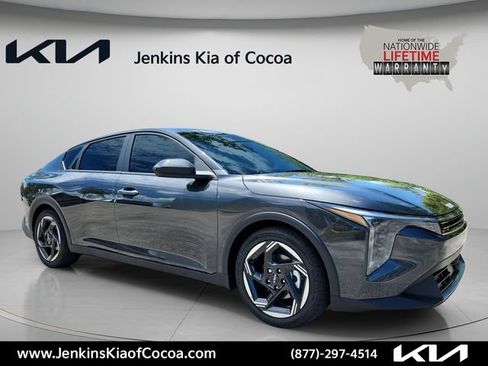 New 2026 Kia K4 EX FWD image 1