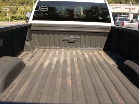 Used 2022 Chevrolet Silverado 3500 LT w/ Convenience Package AWD/4WD image 13