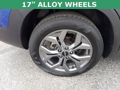 Used 2024 Kia Seltos S image 9