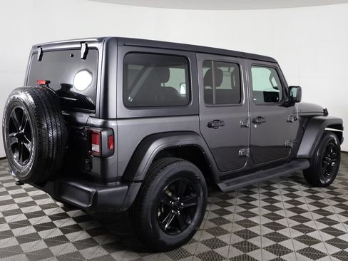 Used 2023 Jeep Wrangler Unlimited Sport AWD/4WD image 8