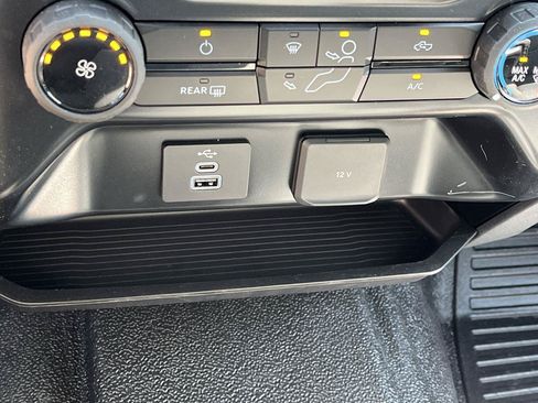 New 2025 Ford F550 4x4 SuperCab Super Duty image 19
