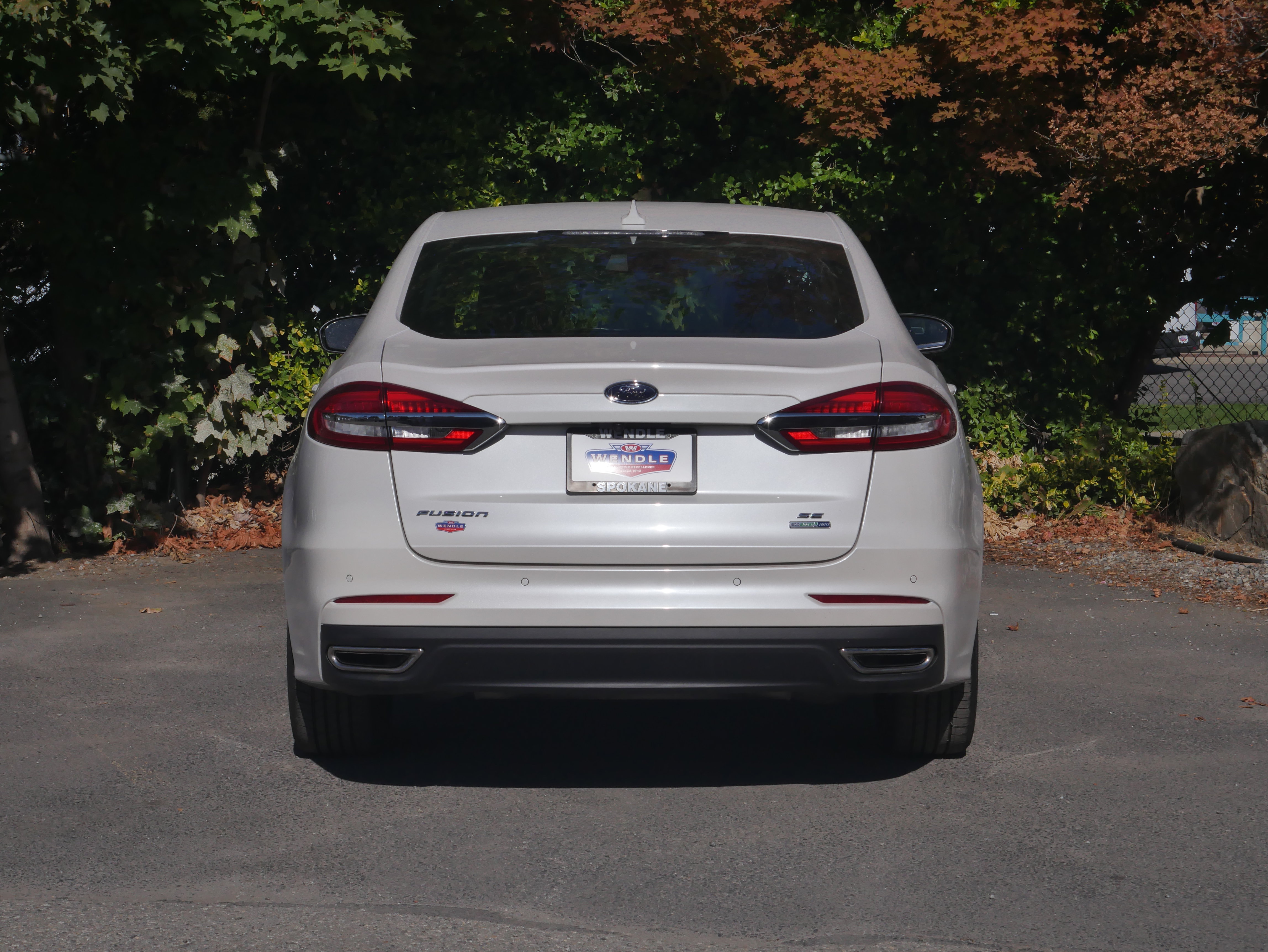Used 2020 Ford Fusion SE AWD/4WD image 18