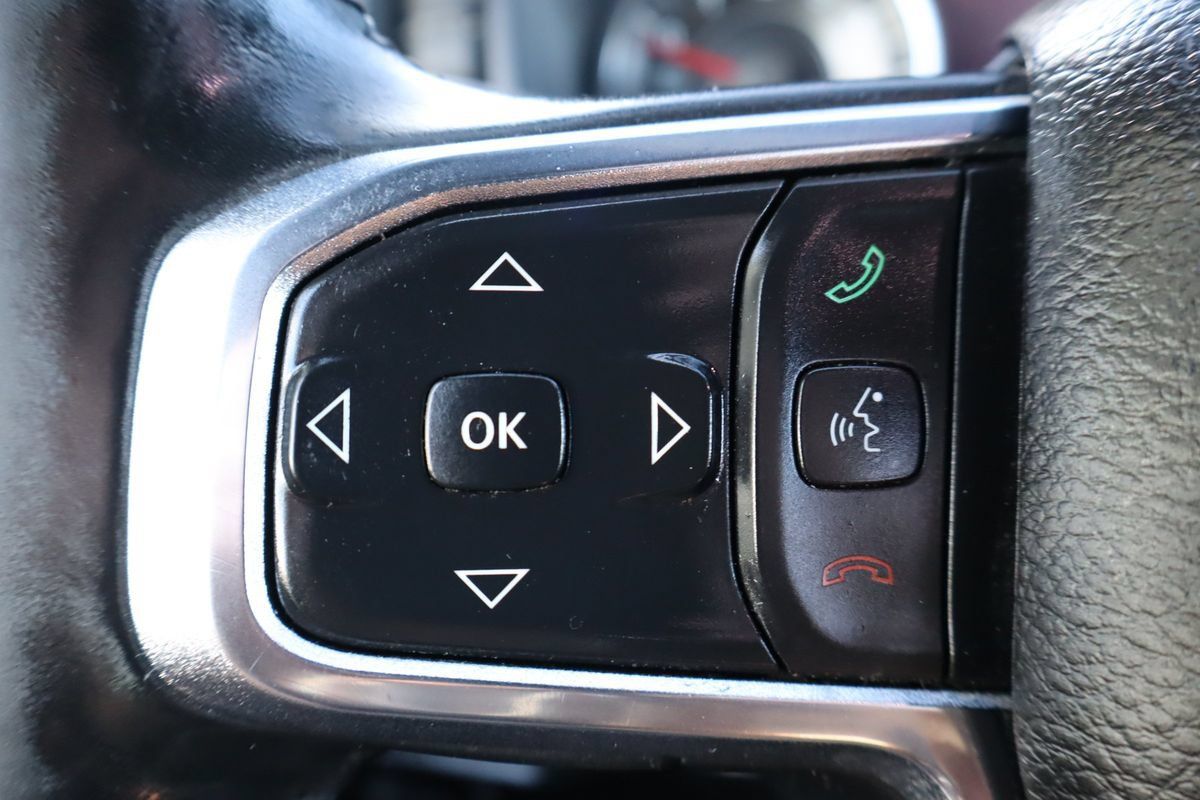 Used 2019 RAM 1500 Laramie w/ Sport Appearance Package AWD/4WD image 29