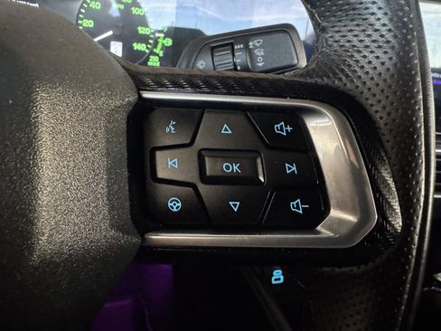 Used 2025 Ford Mustang Premium image 18