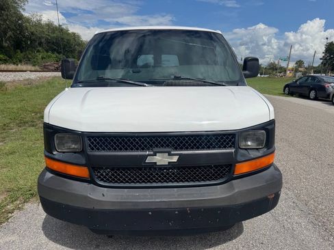 Used 2003 Chevrolet Express 3500 Extended RWD image 8