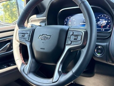Used 2023 Chevrolet Suburban RST w/ Sport Performance Package AWD/4WD image 11