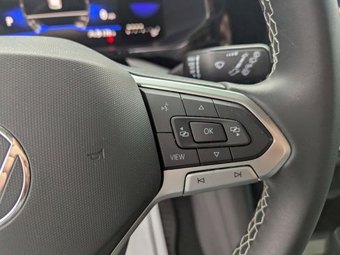 Used 2023 Volkswagen Taos S image 14