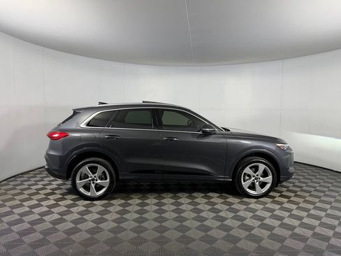 Used 2025 Audi Q5 Premium Plus w/ Premium Plus AWD/4WD image 6