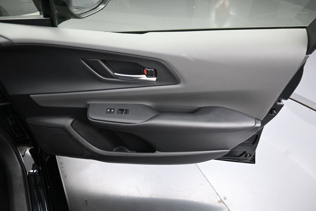 Certified 2024 Toyota Prius XLE FWD image 32