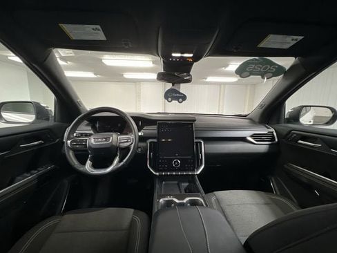 Certified 2025 GMC Acadia Elevation image 20