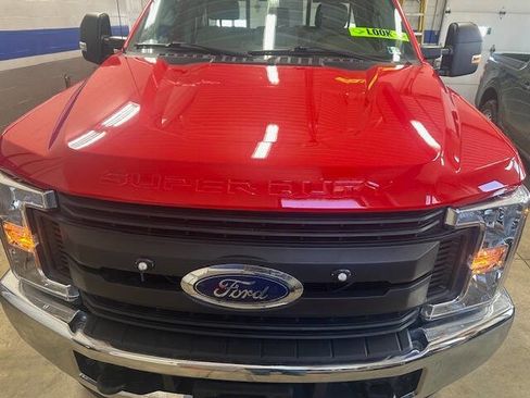 Used 2019 Ford F250 XL w/ XL Value Package image 2