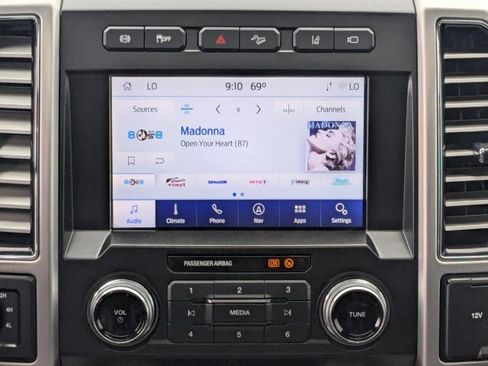 Used 2021 Ford F350 Platinum image 18