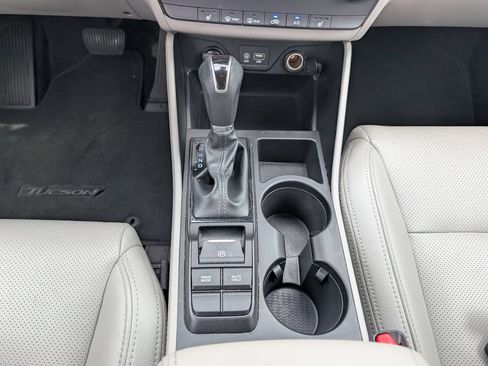 Used 2020 Hyundai Tucson Value FWD image 23