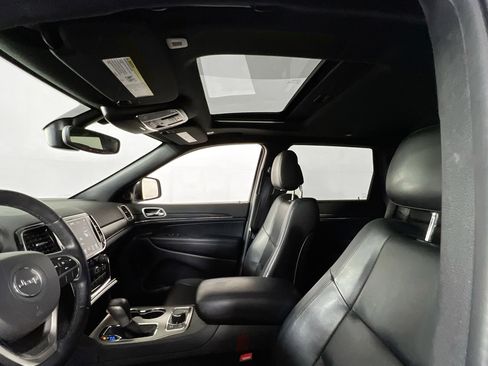Used 2022 Jeep Grand Cherokee Limited image 22
