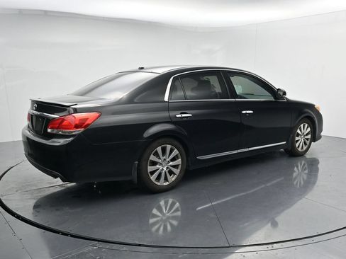 Used 2011 Toyota Avalon Limited FWD image 8