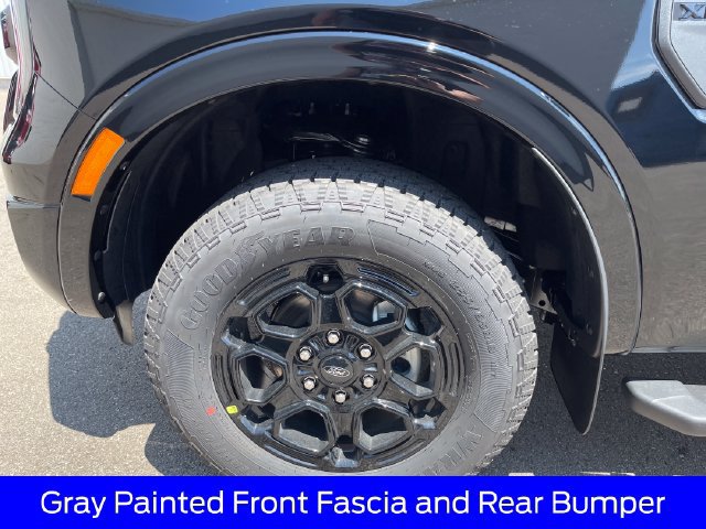 New 2026 Ford Ranger XLT w/ Black Appearance Package AWD/4WD image 22