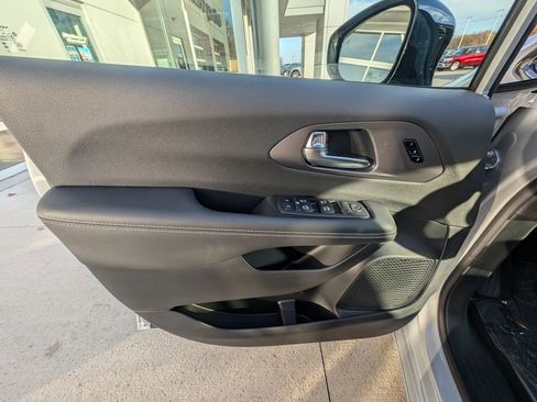 New 2026 Chrysler Pacifica Select w/ S Appearance Package image 38