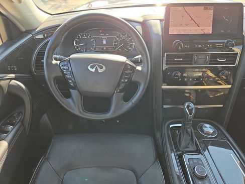 Used 2024 INFINITI QX80 Luxe image 30