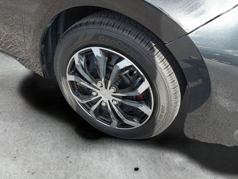 Used 2017 Toyota Corolla LE FWD image 34