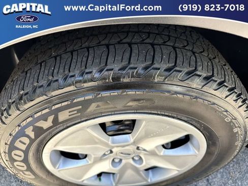 Used 2013 Ford Explorer FWD image 14