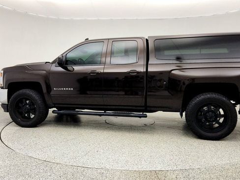 Used 2018 Chevrolet Silverado 1500 LT AWD/4WD image 8