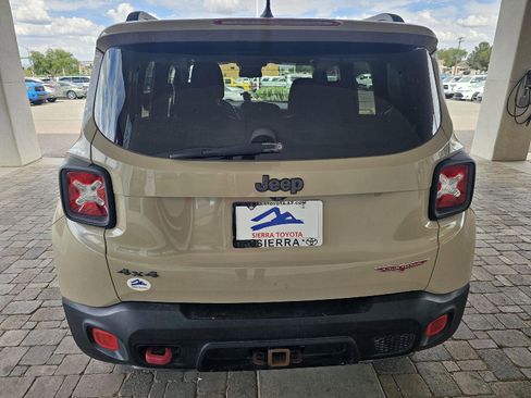 Used 2016 Jeep Renegade Trailhawk w/ Safety & Security Group image 5