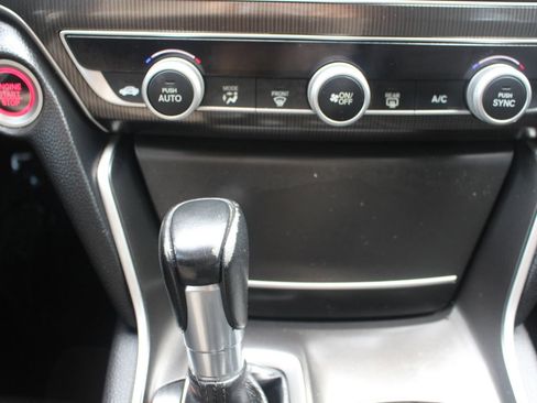 Used 2020 Honda Accord Sport image 32