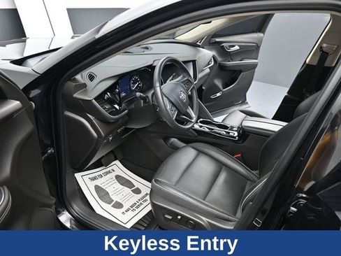 Used 2022 Buick Envision Essence w/ Technology Package I image 19