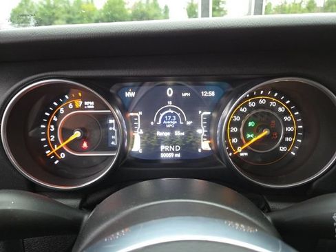 Used 2020 Jeep Wrangler Unlimited Sahara w/ Dual Top Group AWD/4WD image 51