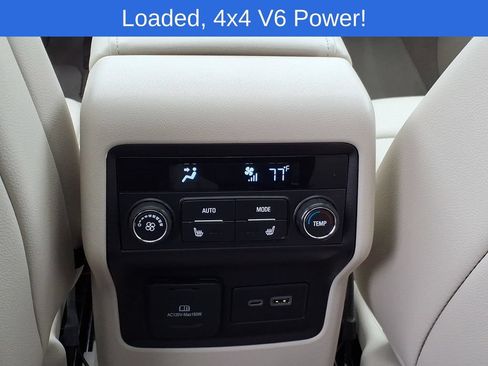 Used 2023 GMC Acadia Denali w/ Denali Ultimate Package AWD/4WD image 18