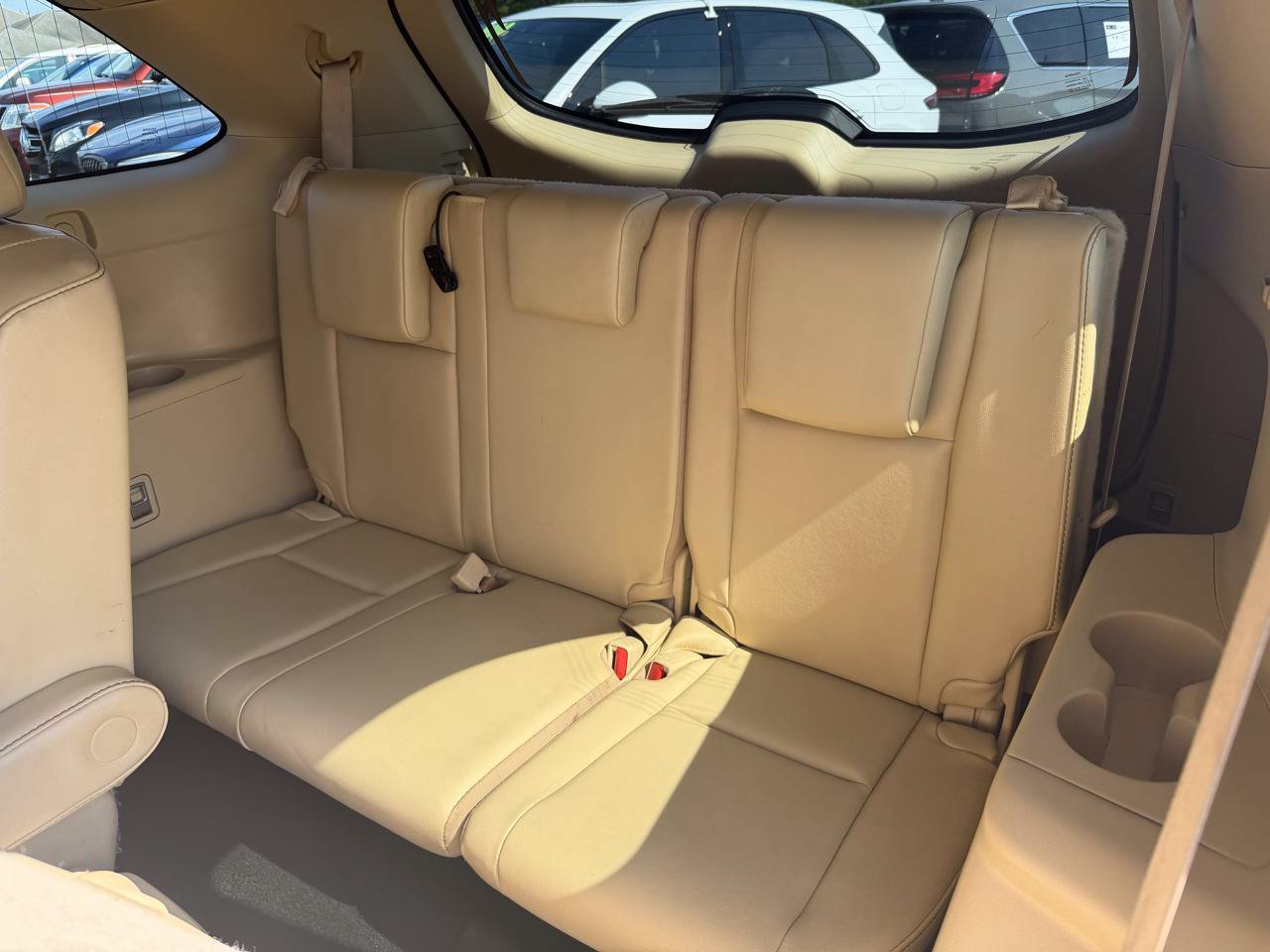 Used 2019 Toyota Highlander XLE FWD image 12